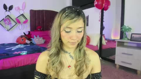 Snapshot of alisson_zafiro chatting on 02.18.25 Alisson IG alisson zafiro27 online show from 02.18.25