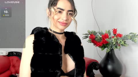 Snapshot of alissondomit chatting on 12.07.24 Alisson Domit online show from 12.07.24