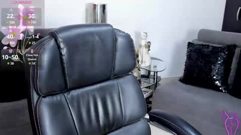 Snapshot of alissondomit chatting on 03.01.25 Alisson Domit online show from 03.01.25