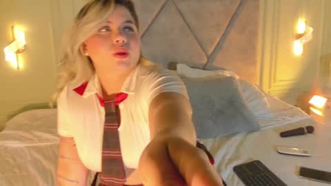 Alisson Joness online show from 11.09.25