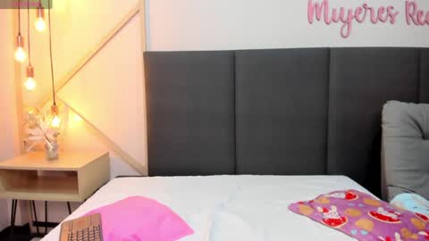 Snapshot of alissonmartin chatting on 01.23.25 alissonmartin online show from 01.23.25