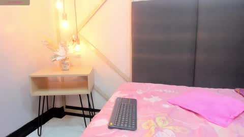 Snapshot of alissonmartin chatting on 02.26.25 alissonmartin online show from 02.26.25