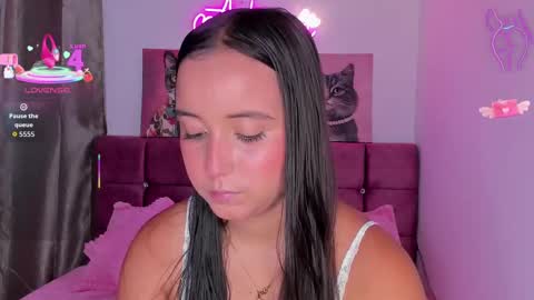 Snapshot of alissonsweet18_ chatting on 10.07.25 Alisson  online show from 10.07.25