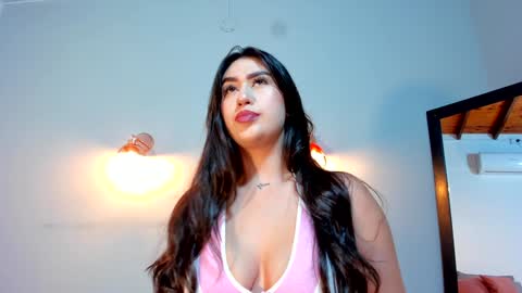 Snapshot of alissprince chatting on 01.28.25 Aliss online show from 01.28.25