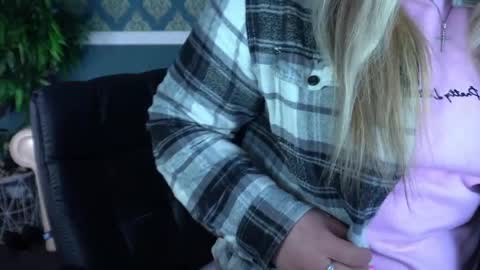 alissyagrayy online show from 04.21.26
