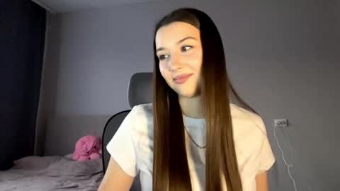 Annie online show from 11.24.25