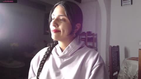 Snapshot of alix_beltran chatting on 01.13.25 Alix online show from 01.13.25