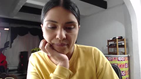 Snapshot of alix_beltran chatting on 02.16.25 Alix online show from 02.16.25
