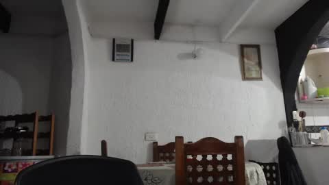 Snapshot of alix_beltran chatting on 03.05.25 Alix online show from 03.05.25