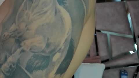 Snapshot of alixmartin1 chatting on 10.08.25 alix online show from 10.08.25