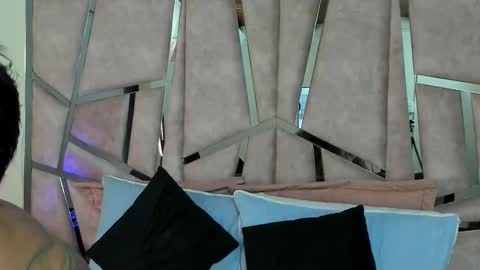 Snapshot of alixmartin1 chatting on 10.10.25 alix online show from 10.10.25