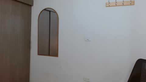 alix online show from 11.14.25