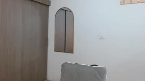 alix online show from 12.14.25