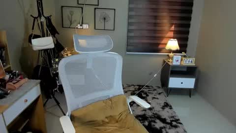 Snapshot of aliyah_bucks chatting on 01.27.25 hello your lovely ALIYAH online show from 01.27.25