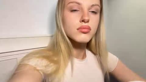 Kate online show from 07.18.26