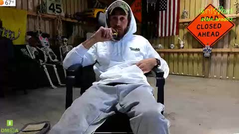 Snapshot of allan_arod chatting on 10.10.25 Allan arod online show from 10.10.25