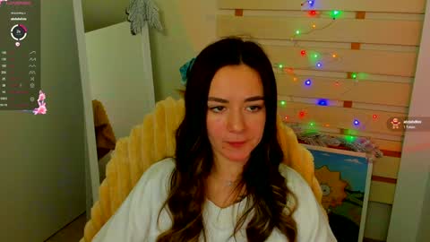 Snapshot of allana_dream chatting on 01.08.25 Allana online show from 01.08.25
