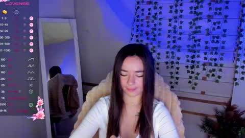 Snapshot of allana_dream chatting on 09.09.25 Allana online show from 09.09.25