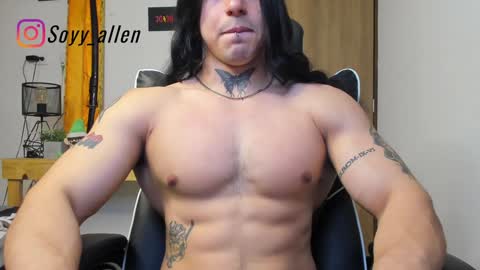independent model 3 online show from 02.08.25