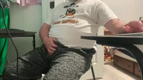 Allergictolove online show from 11.19.25