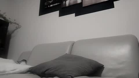 alles594462 online show from 03.04.25