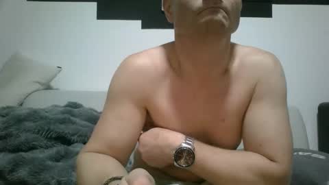 alles594462 online show from 10.01.25