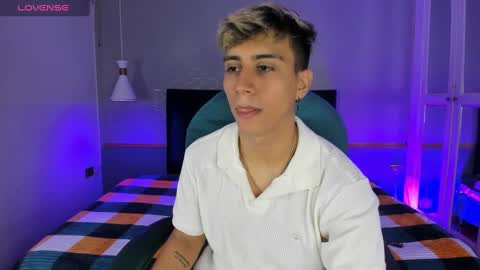 Snapshot of allexcano chatting on 02.22.25 Allex online show from 02.22.25