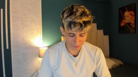 Snapshot of allexcano chatting on 03.02.25 Allex online show from 03.02.25