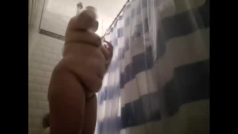 Snapshot of alleycatty24 chatting on 12.01.25 AlleyCatty24 online show from 12.01.25