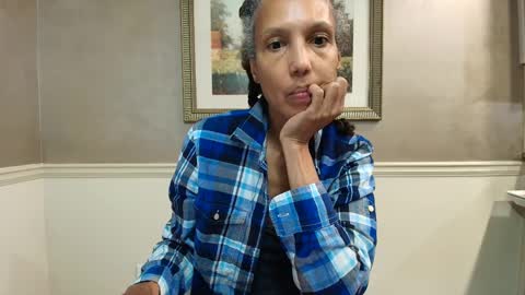 wishlist on bio online show from 10.01.25