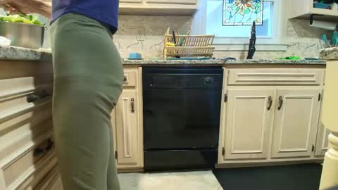 wishlist on bio online show from 01.17.26