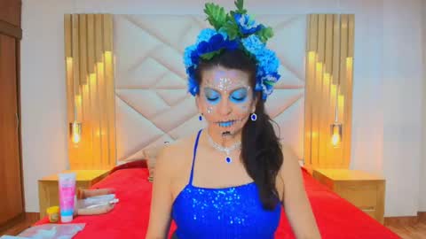 Aliie  online show from 10.25.25