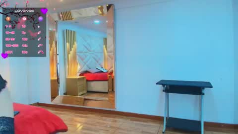 Aliie  online show from 11.26.25