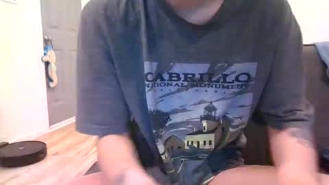 Snapshot of alliebearx chatting on 01.16.25 alliebearx online show from 01.16.25