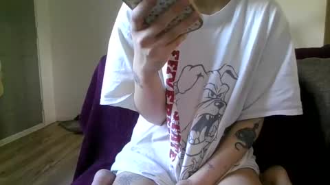 Snapshot of alliebearx chatting on 01.26.25 alliebearx online show from 01.26.25
