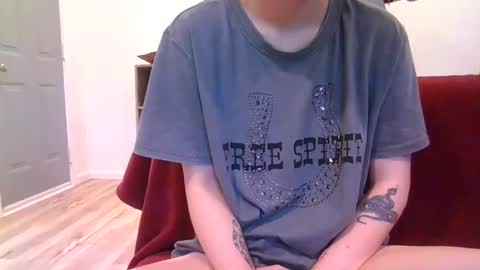 Snapshot of alliebearx chatting on 01.27.25 alliebearx online show from 01.27.25