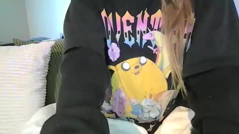 alliebearx online show from 04.25.26