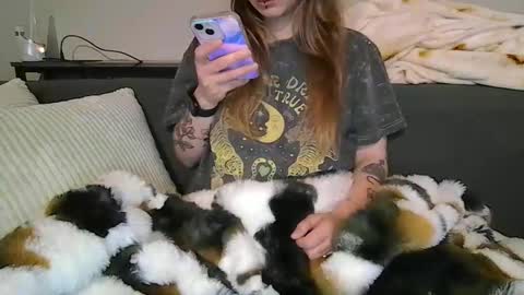alliebearx online show from 04.28.26