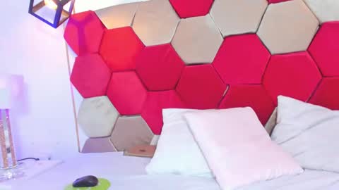 Snapshot of alliison_fox chatting on 02.10.25 Allison online show from 02.10.25