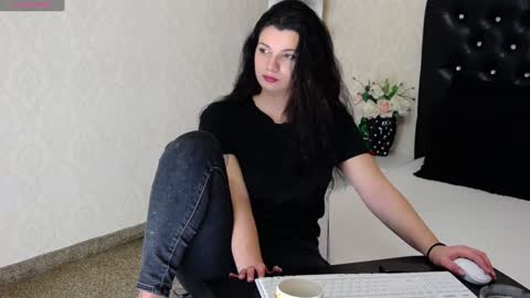 Deea online show from 12.17.24