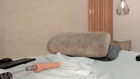 Alli  online show from 01.02.25
