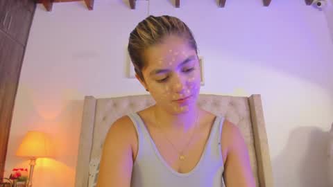 Snapshot of allisson_m chatting on 01.09.25 allisson online show from 01.09.25