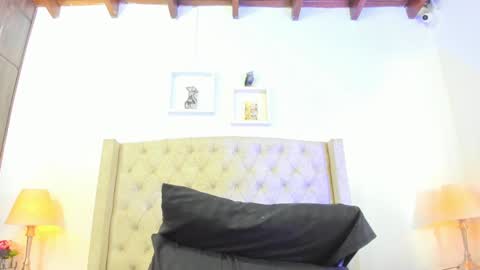 Snapshot of allisson_m chatting on 02.11.25 allisson online show from 02.11.25