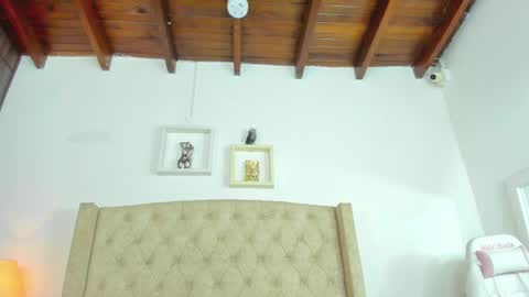 Snapshot of allisson_m chatting on 02.27.25 allisson online show from 02.27.25