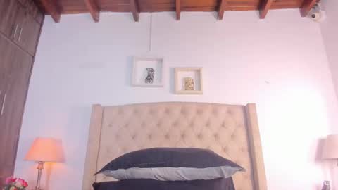 Snapshot of allisson_m chatting on 09.29.25 allisson online show from 09.29.25