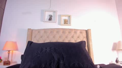 Snapshot of allisson_m chatting on 10.06.25 allisson online show from 10.06.25