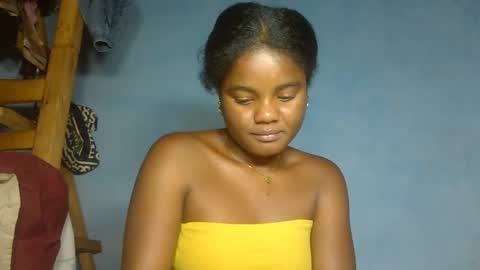 Snapshot of allizida01 chatting on 11.17.25 allizida01 online show from 11.17.25