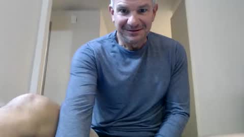 Snapshot of allnaked4 chatting on 10.25.25 allnaked4 online show from 10.25.25
