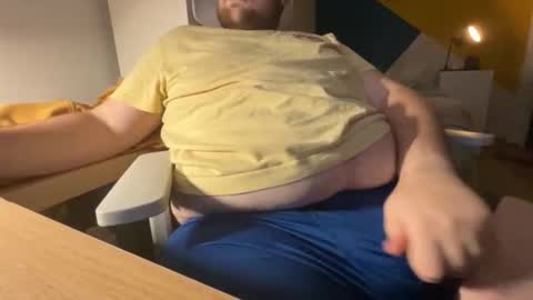 Snapshot of allowis2 chatting on 10.23.25 allowis2 online show from 10.23.25