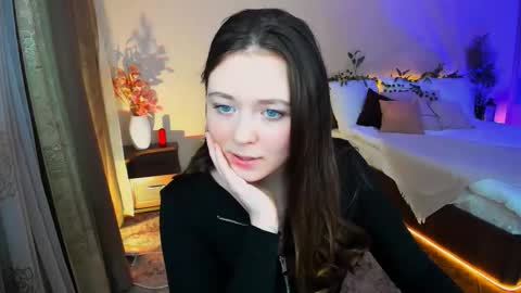 alluringeyess online show from 11.07.25